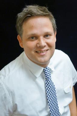 Andrew Fearn