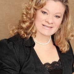 Annie Stephens