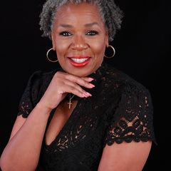 Arvelyn Lewis