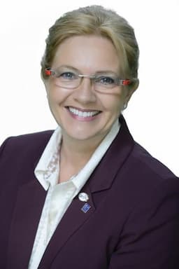 Brigitte Knott