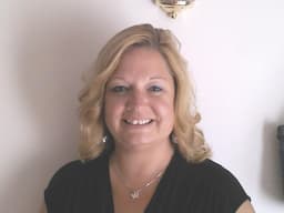 Carrie Mccorkindale