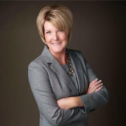 Christine Haynes