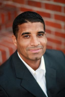 Daniel Lewis