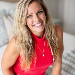 Deanna Devine