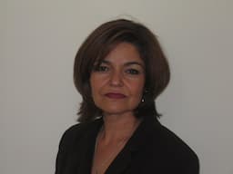 Farin Farzaneh