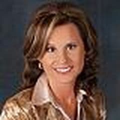 Julie Matthews