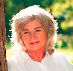 Linda Chirikos