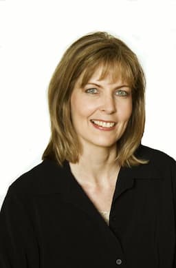 Lisa Dillman