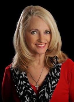 Lyn Thomas