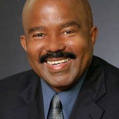 Robert Nongauza