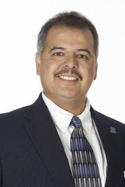 Carlos Flores